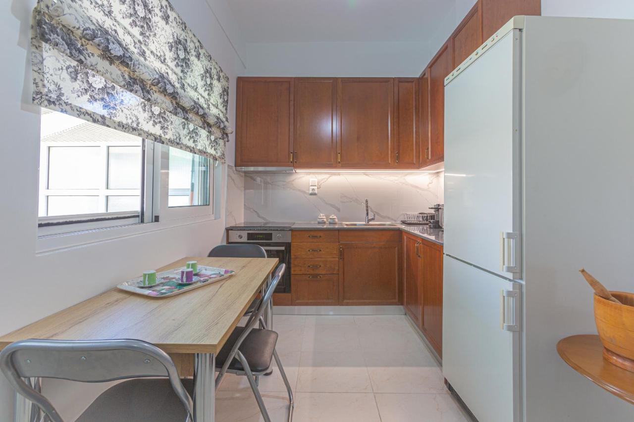 Beautiful And Comfortable Apartment At Marina Zeas Piraeus Luaran gambar