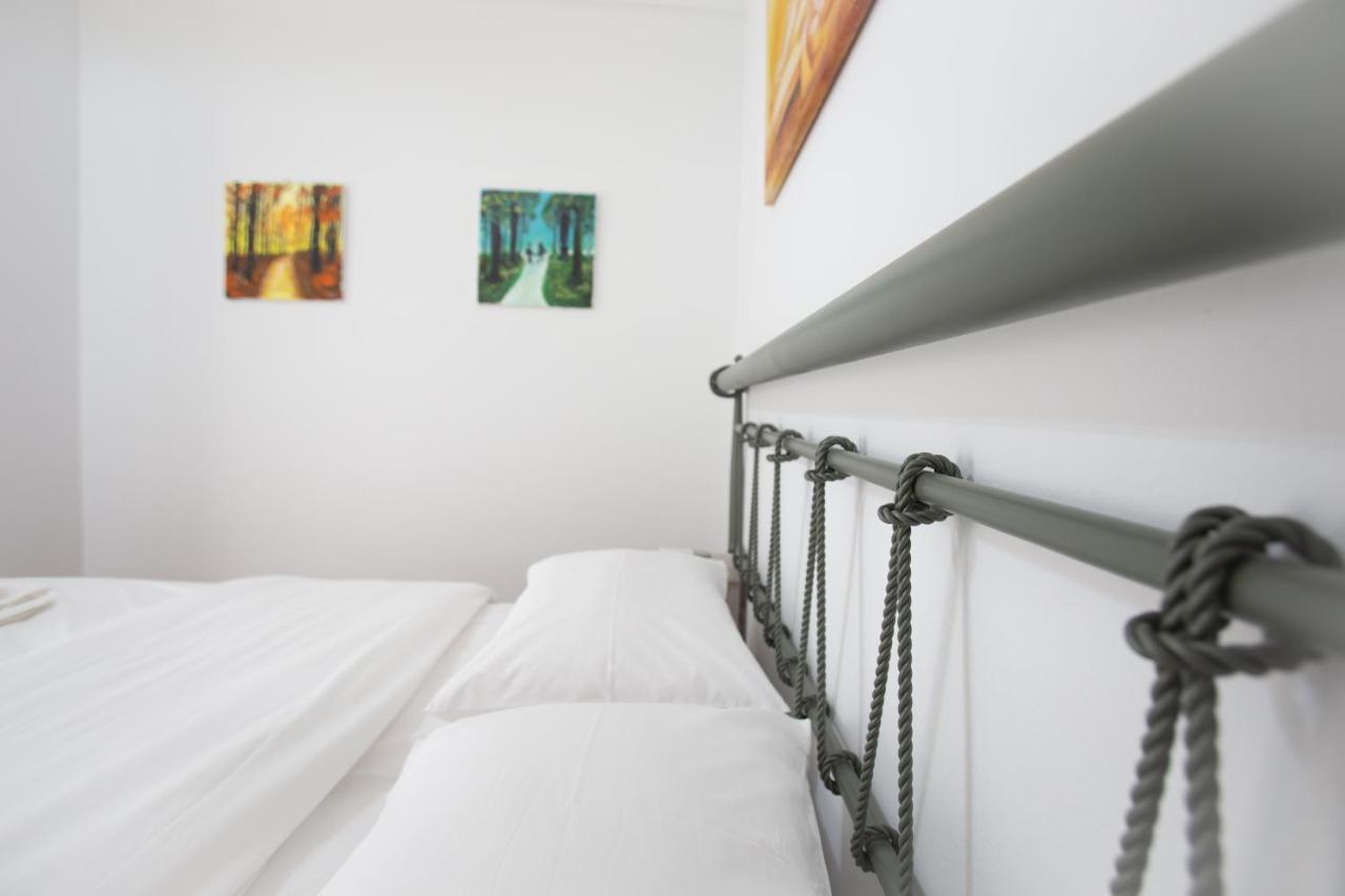 Beautiful And Comfortable Apartment At Marina Zeas Piraeus Luaran gambar