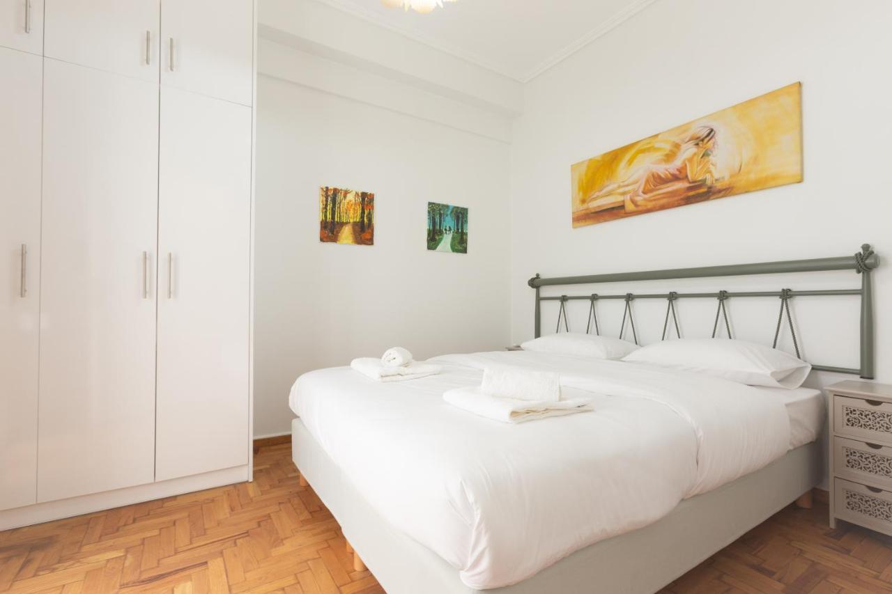 Beautiful And Comfortable Apartment At Marina Zeas Piraeus Luaran gambar