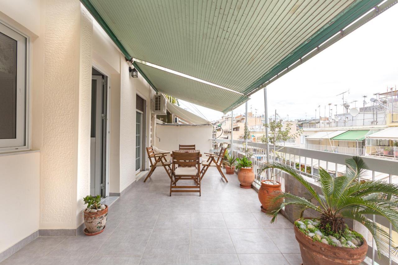 Beautiful And Comfortable Apartment At Marina Zeas Piraeus Luaran gambar