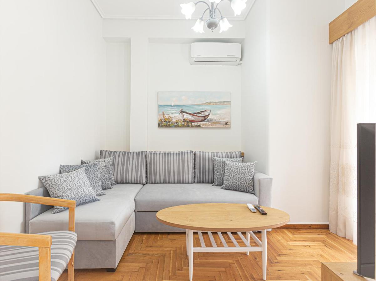 Beautiful And Comfortable Apartment At Marina Zeas Piraeus Luaran gambar