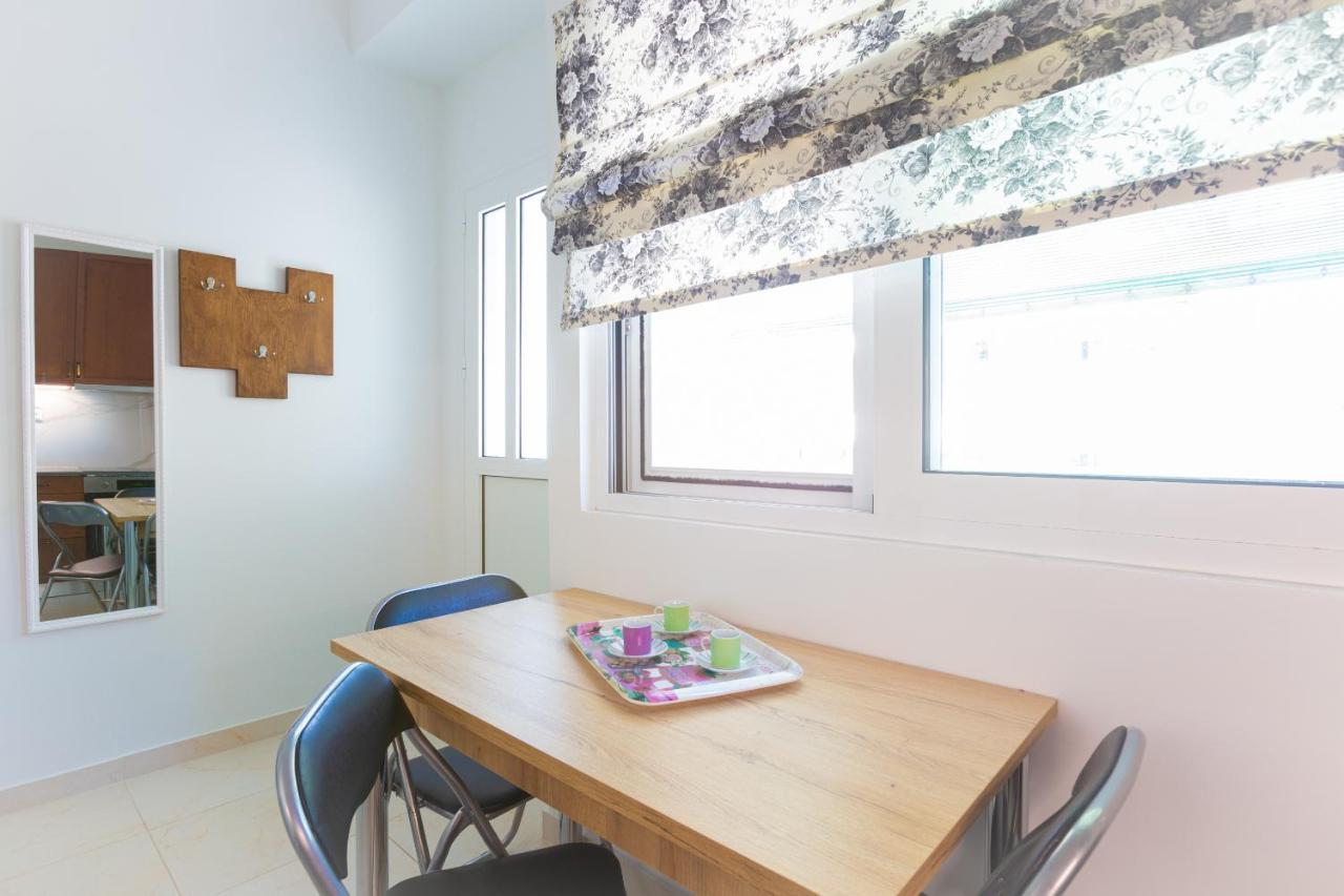 Beautiful And Comfortable Apartment At Marina Zeas Piraeus Luaran gambar
